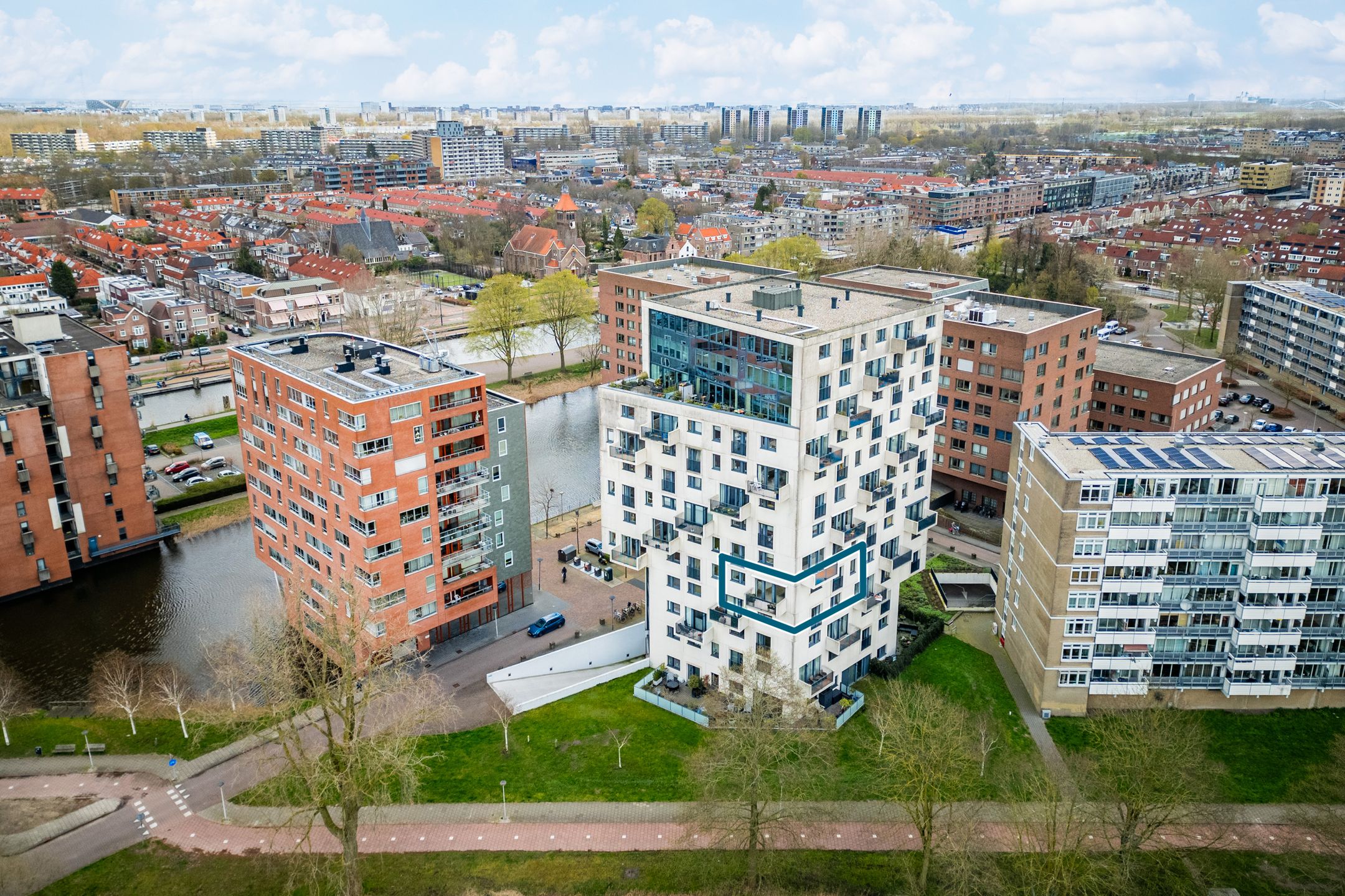 Foto 42 van Berkenplein 215