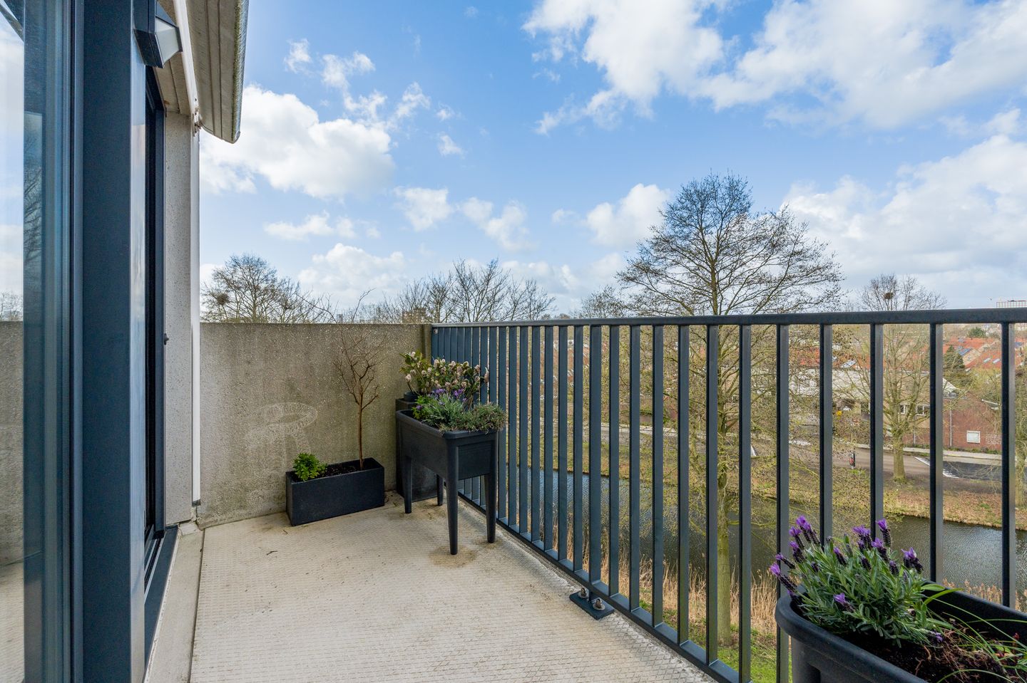 Foto 4 van Berkenplein 215