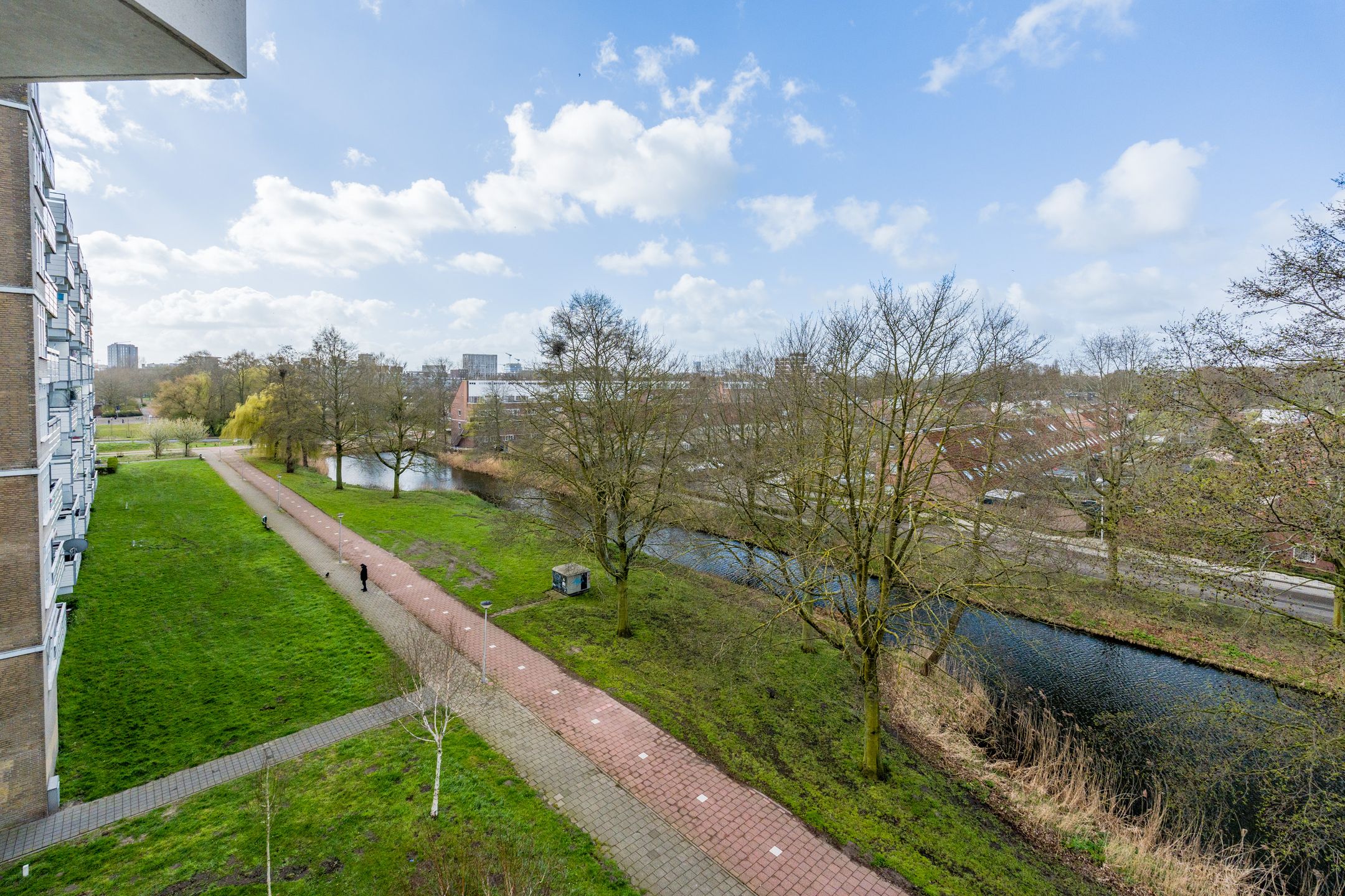 Foto 12 van Berkenplein 215