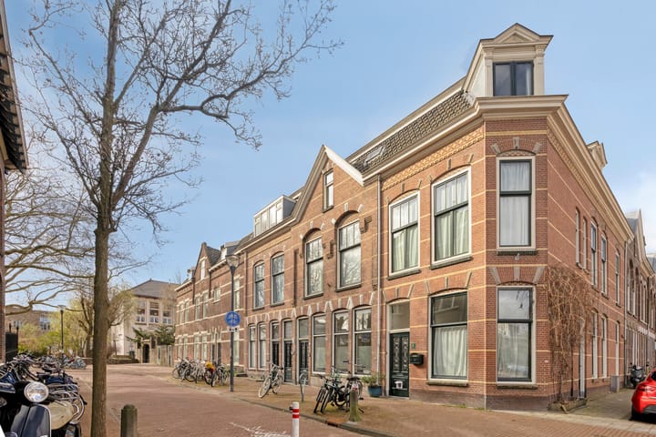 Photo 2 of Pasteurstraat 4