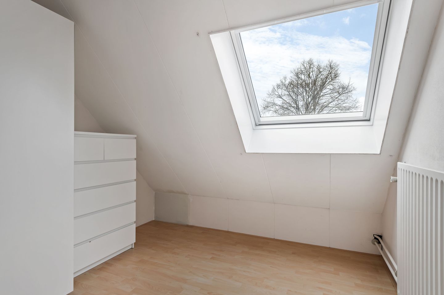 Ruime eengezinswoning met vijf slaapkamers en zonnige tuin in Hoofddorp — 29