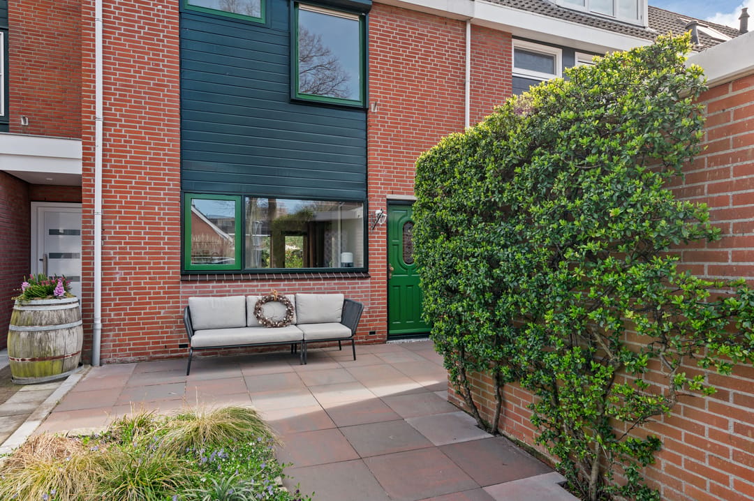 Ruime eengezinswoning met vijf slaapkamers en zonnige tuin in Hoofddorp — 32