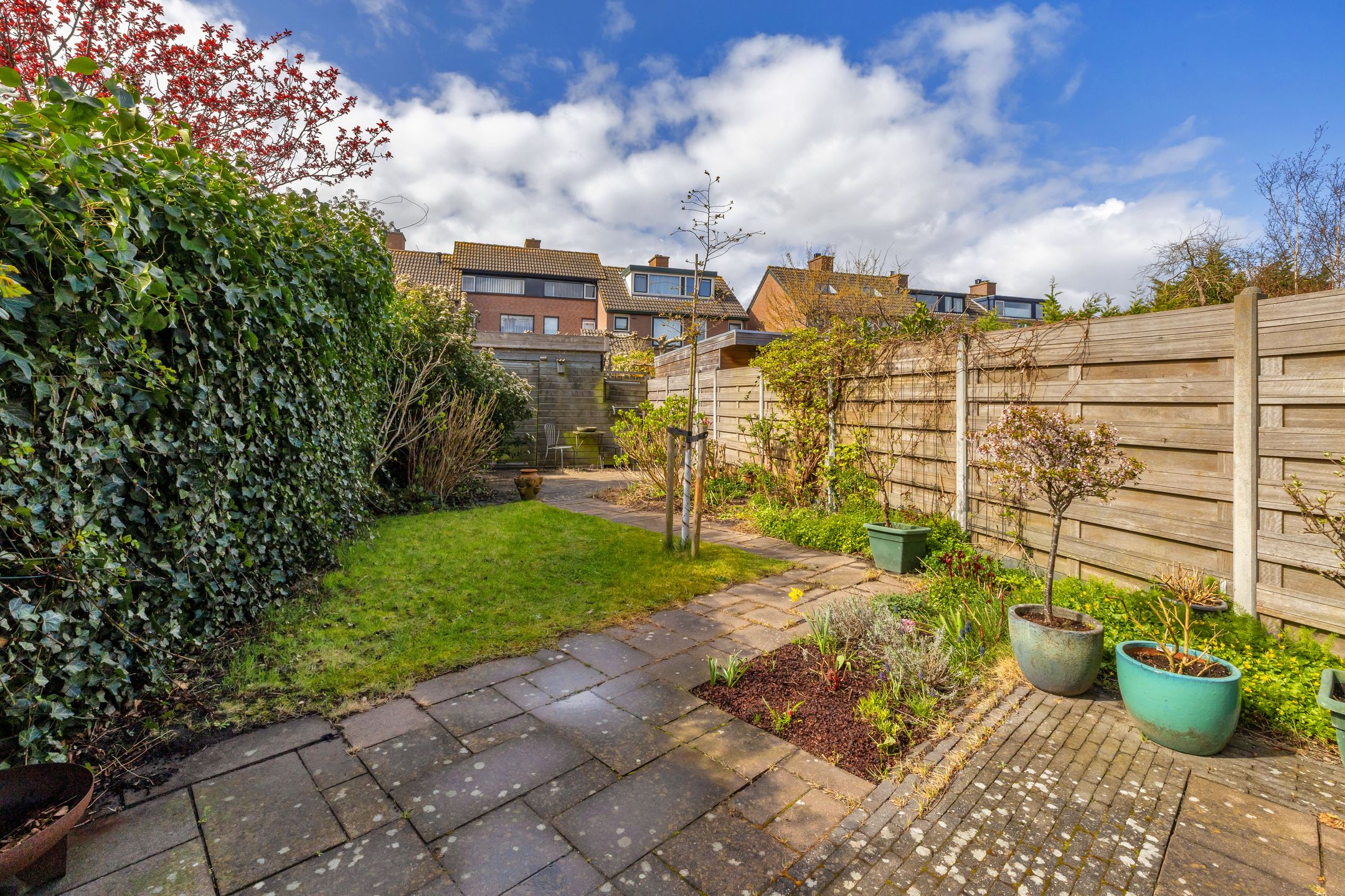 Renovated Terraced House with Deep Garden Near Haringvliet — 21