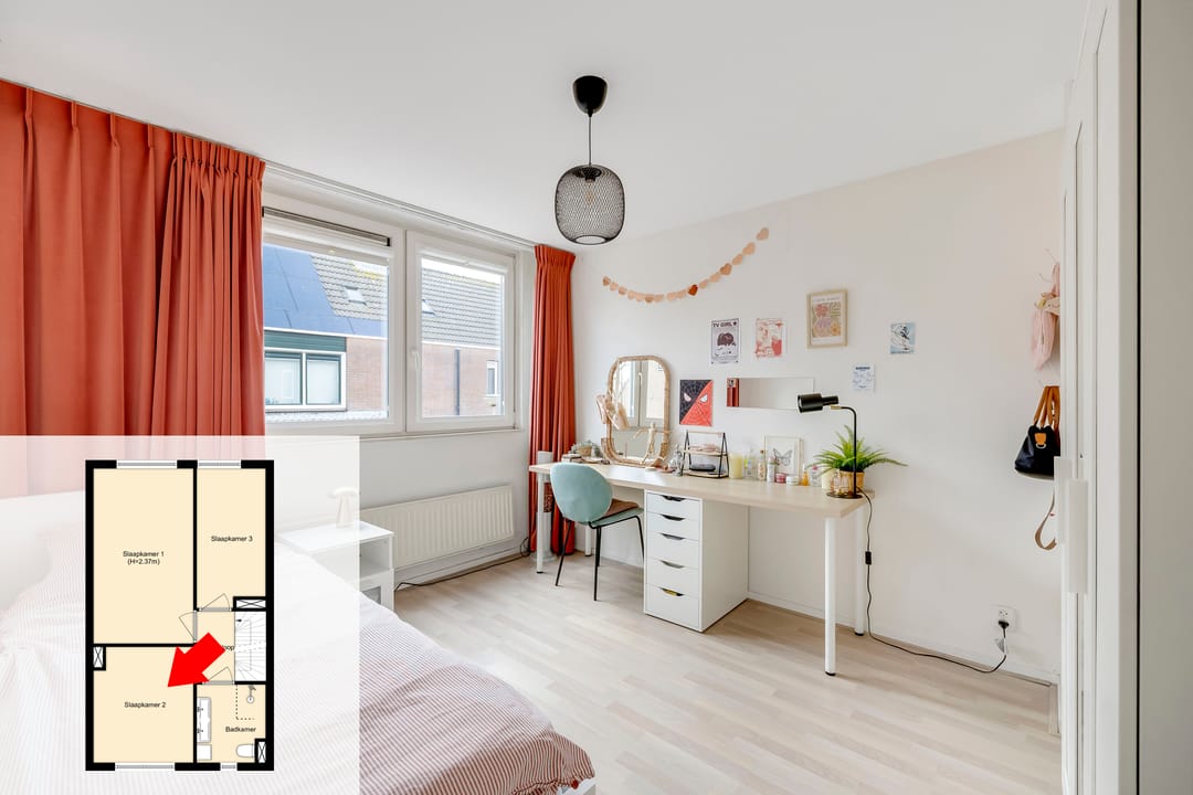 Renovated Terraced House with Deep Garden Near Haringvliet — 31