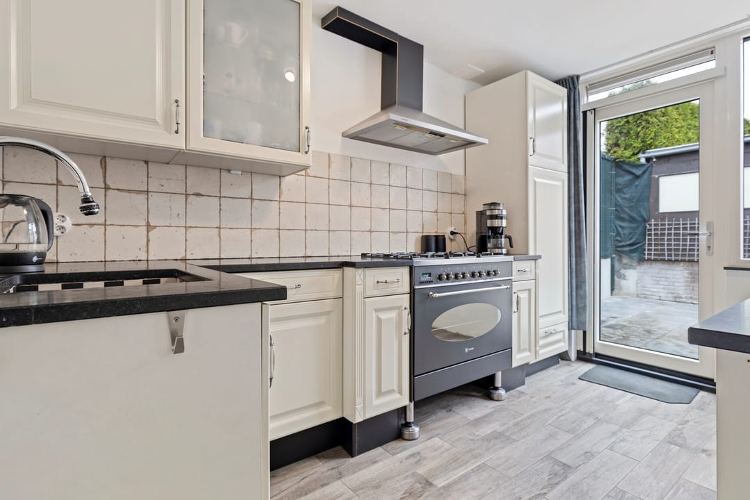 Photo 11 of Vijverstraat 45