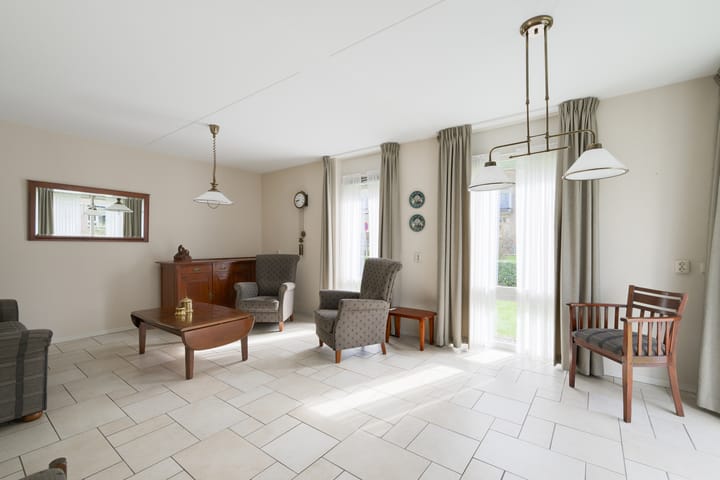 Foto 4 van Julianastraat 68