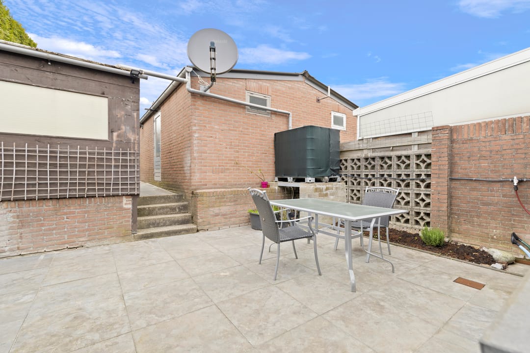 Photo 32 of Vijverstraat 45