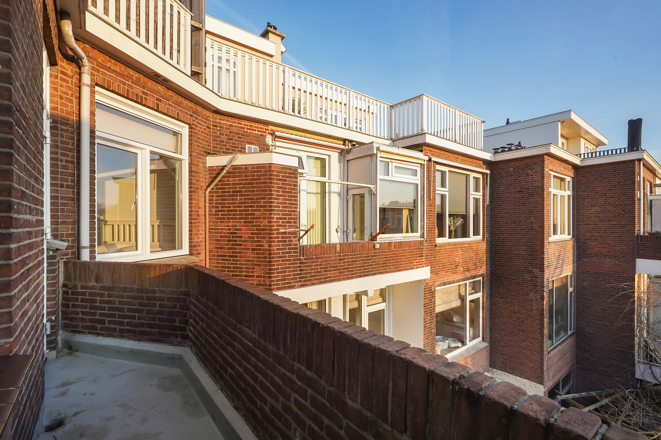 Spacious Corner Double-Top Apartment in Vruchtenbuurt — 24