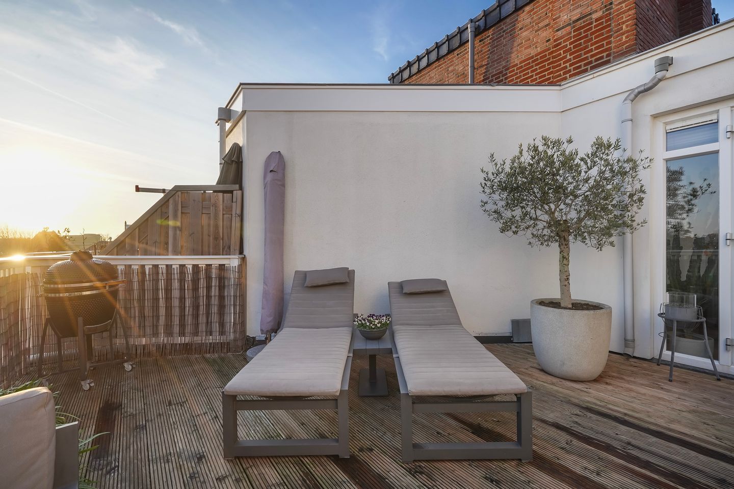 Spacious Corner Double-Top Apartment in Vruchtenbuurt — 50
