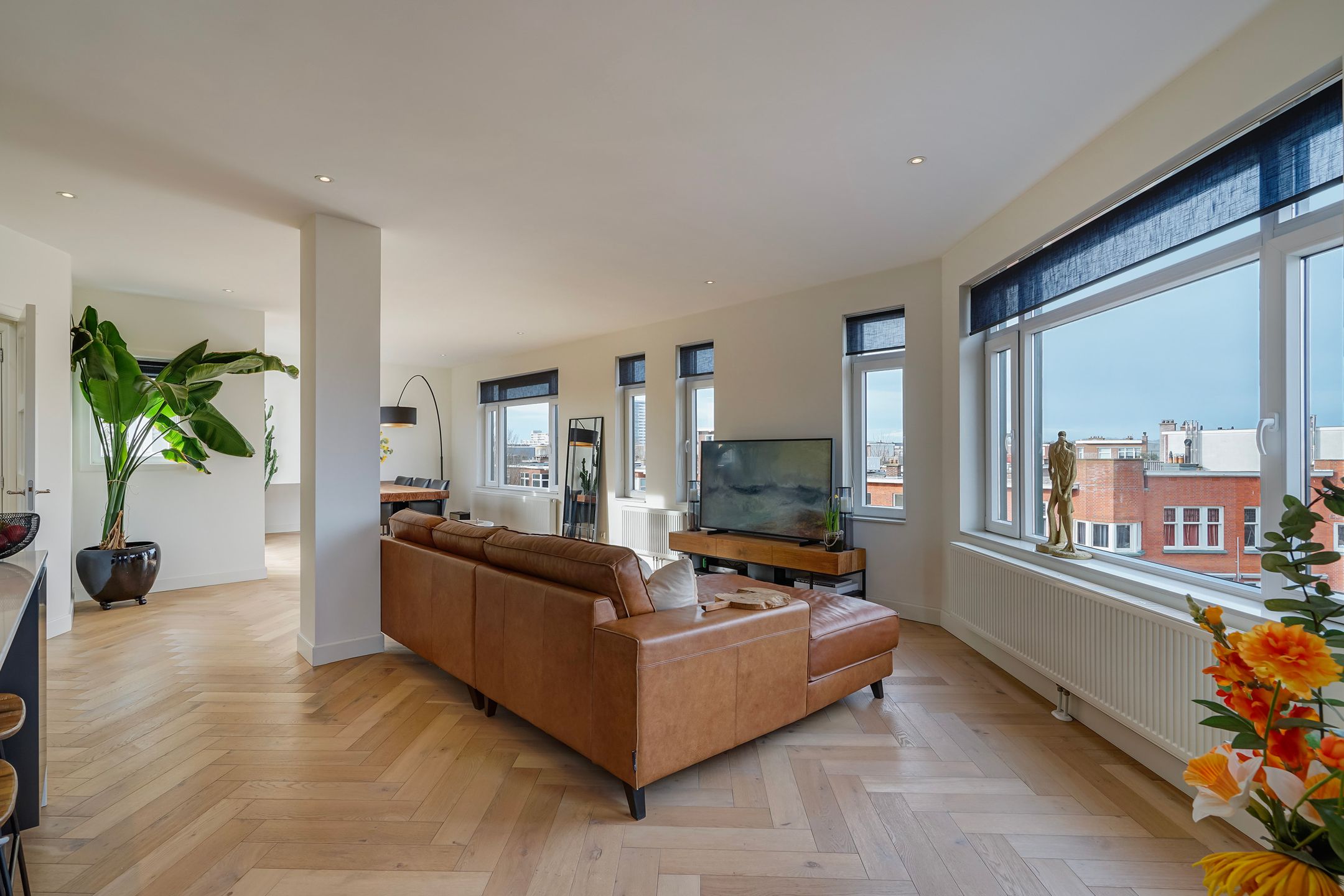 Spacious Corner Double-Top Apartment in Vruchtenbuurt — 36