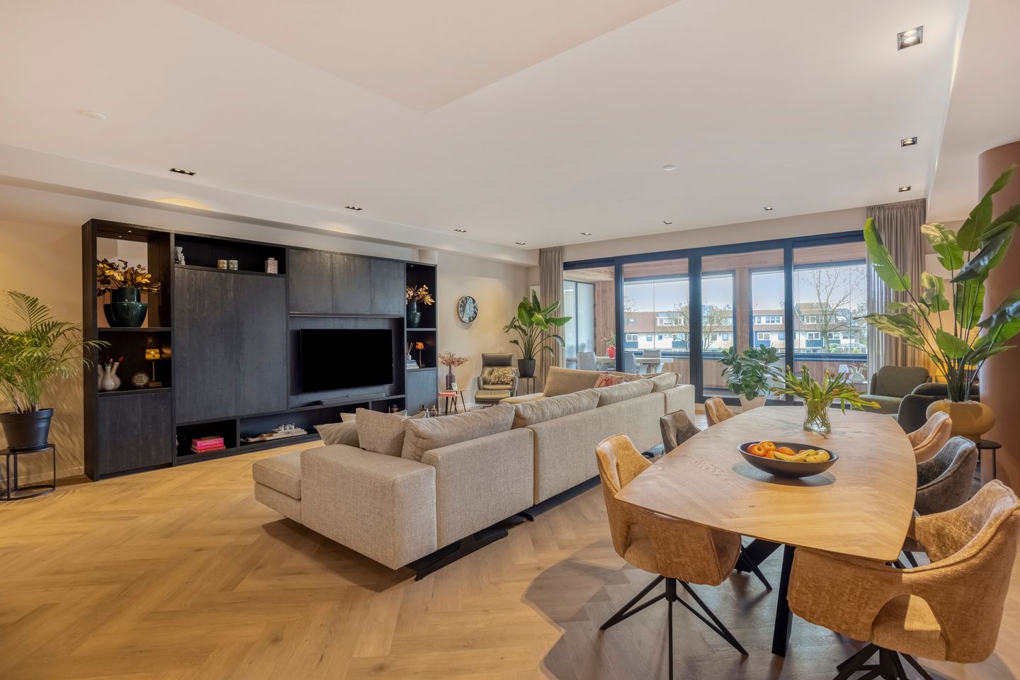 Photo 14 of Oosterweezenstraat 101-D