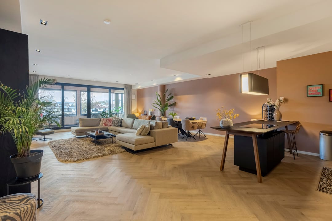 Photo 23 of Oosterweezenstraat 101-D