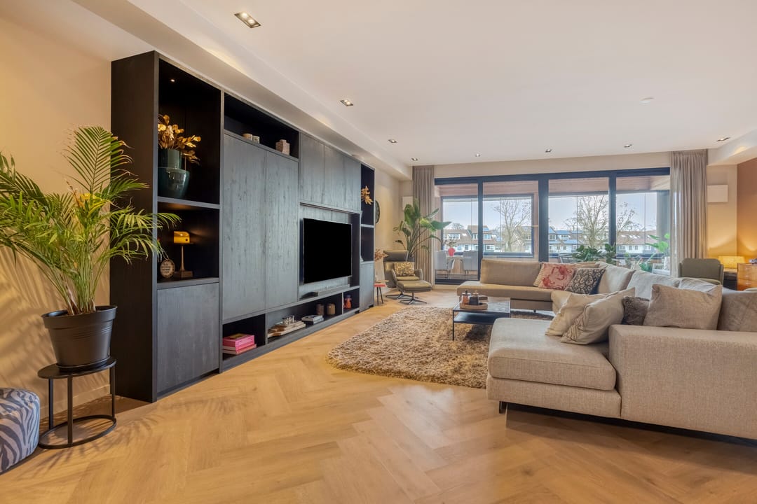 Photo 13 of Oosterweezenstraat 101-D