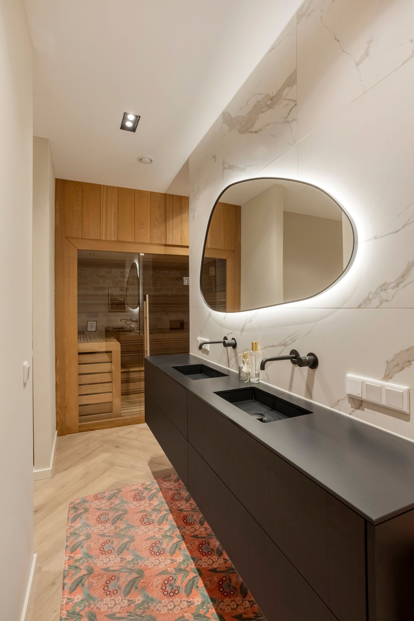 Photo 36 of Oosterweezenstraat 101-D