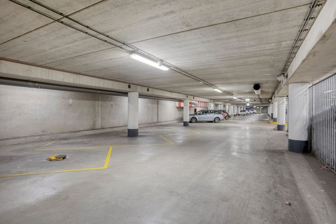 Photo 46 of Oosterweezenstraat 101-D