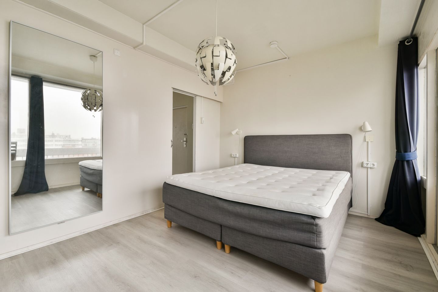 Foto 19 van Burgemeester van Fenemaplein 2-A0305