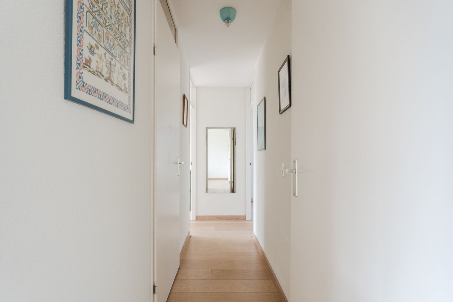 Bright apartment with park views and two balconies in Naaldwijk — 20