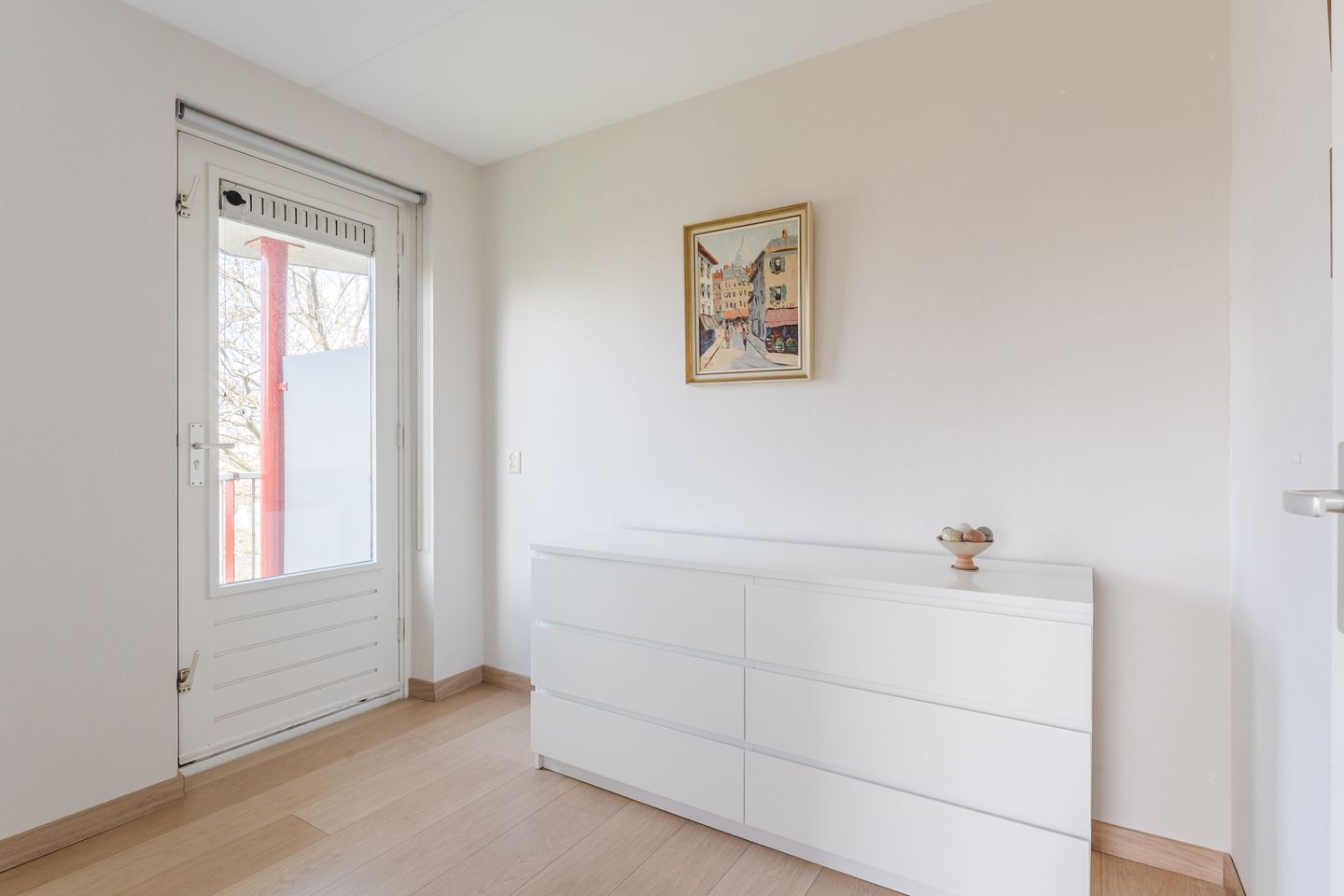 Bright apartment with park views and two balconies in Naaldwijk — 25