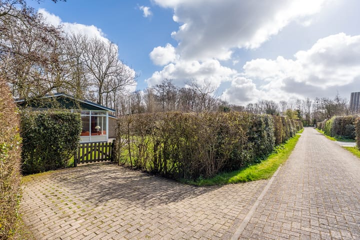 Photo 5 of Bijenkorfweg 23