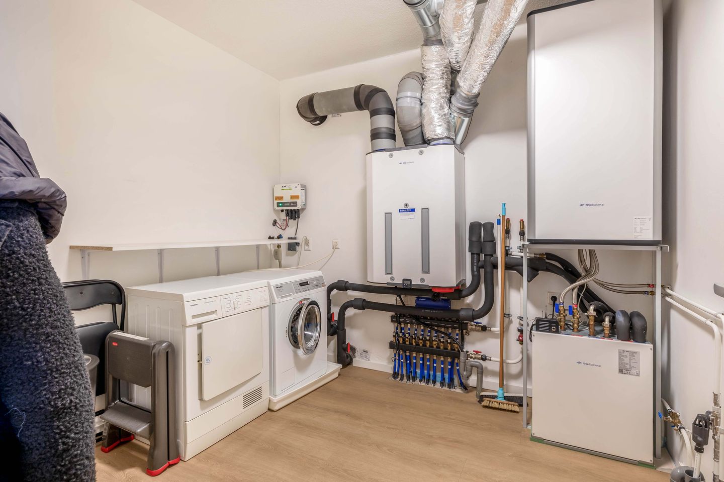 Photo 34 of Duikerlaan 342-B