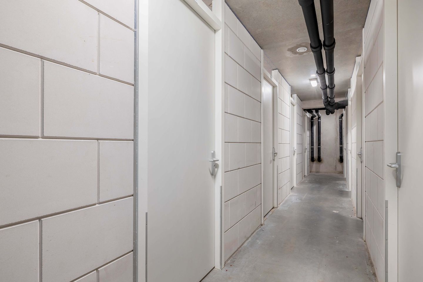 Photo 35 of Duikerlaan 342-B