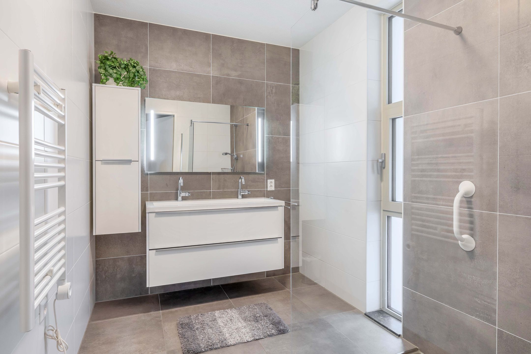 Photo 30 of Duikerlaan 342-B