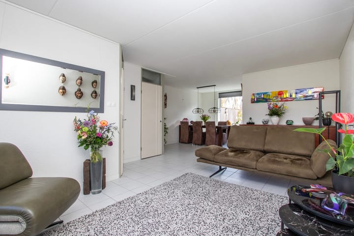 Photo 2 of Aletta Jacobs-erf 578