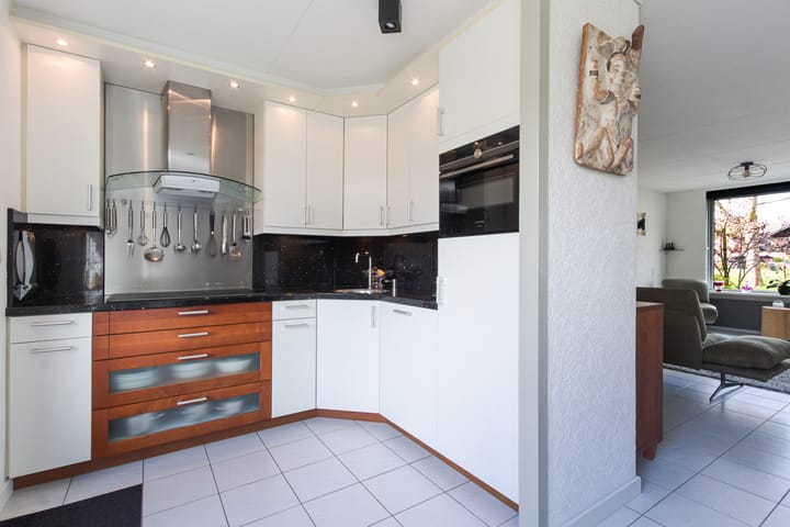 Photo 3 of Aletta Jacobs-erf 578