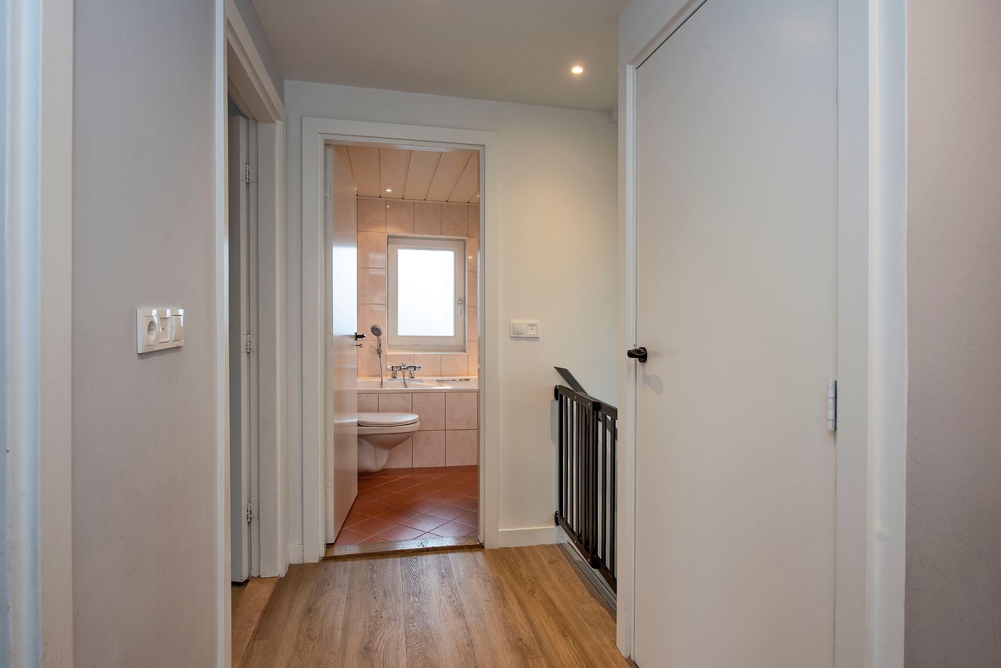 Foto 35 van Stationsweg 34