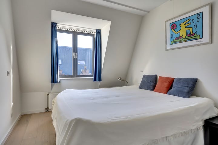 Photo 4 of Camperstraat 22-M