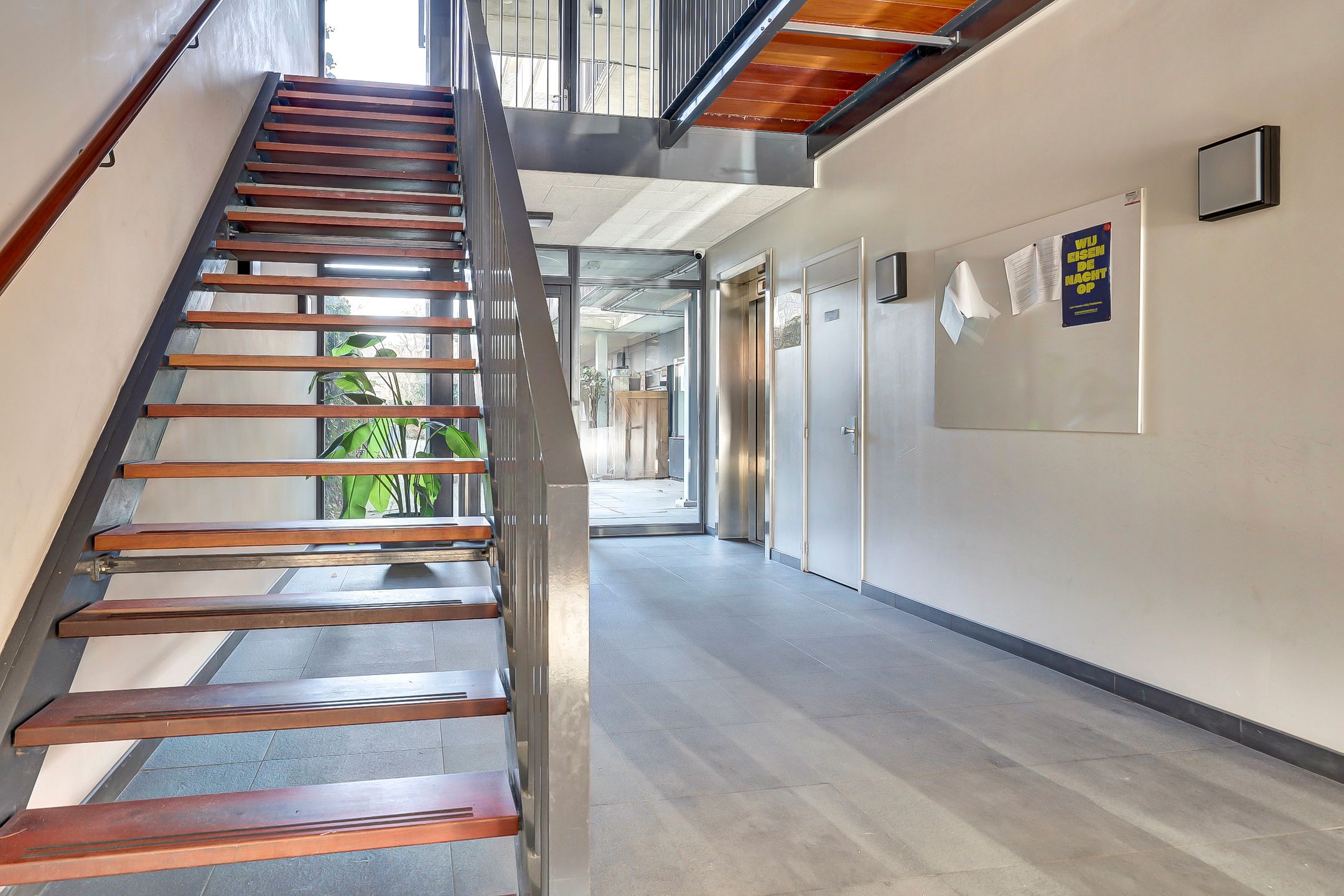 Foto 21 van Camperstraat 22-M