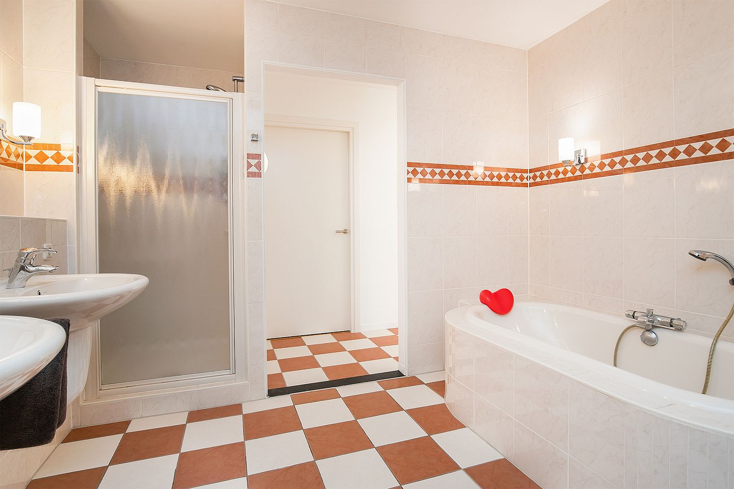 Photo 35 of Kapucijnenhof 50