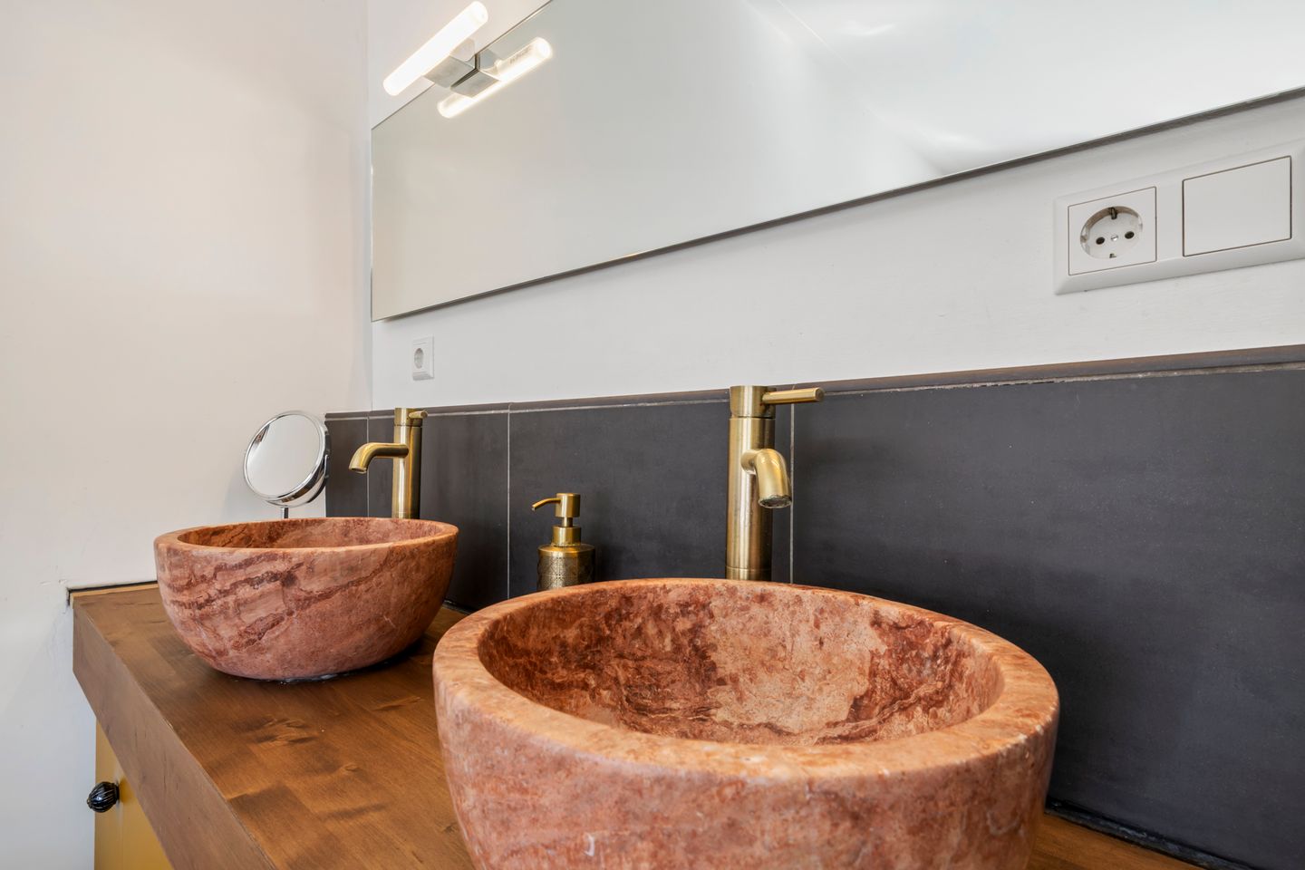 Foto 20 van Herenstraat 11