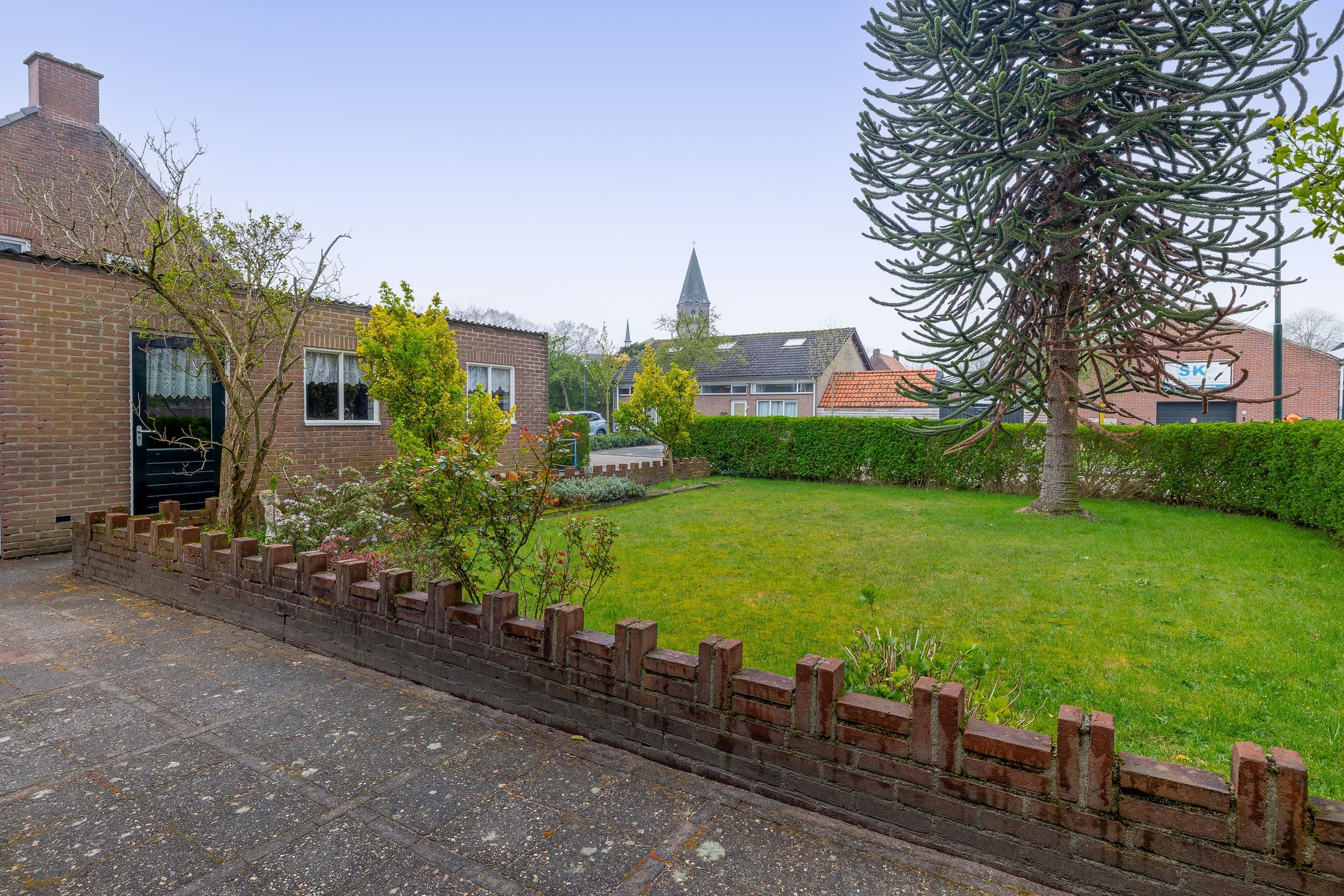 Photo 24 of Leliestraat 1