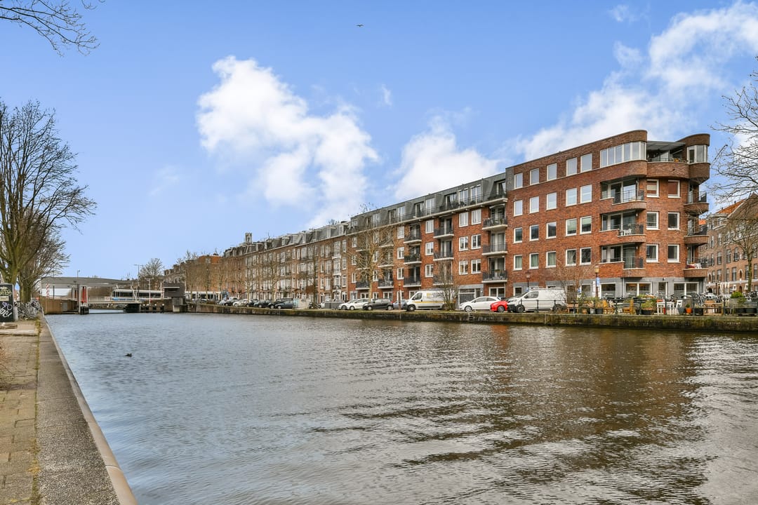 Charming 1930s Apartment with Canal View in Hoofddorppleinbuurt — 13