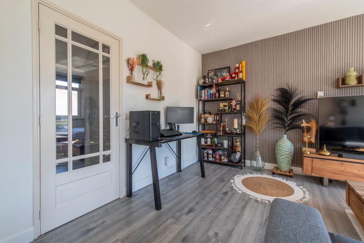 Photo 5 of Schrijverspark 135-02