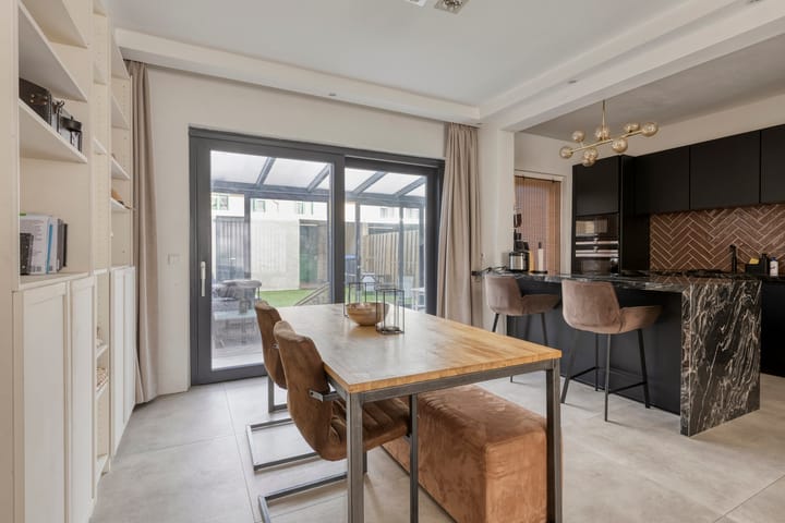 Foto 2 van Covelakker 8