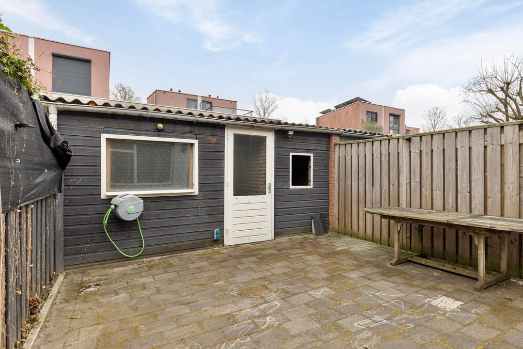 Fine Family Home in a Child-Friendly Neighborhood Between City and Countryside — 22