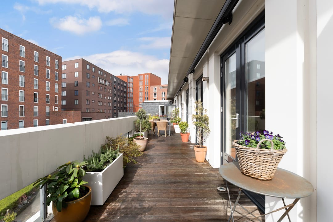 Spacious apartment with unique roof terrace in Papendrecht — 17
