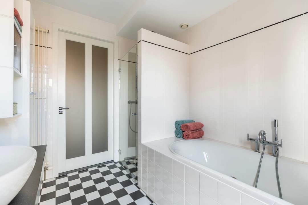 Spacious apartment with unique roof terrace in Papendrecht — 43