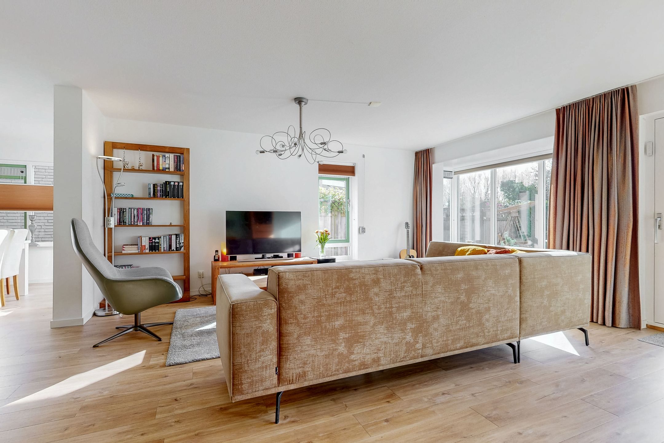 Foto 12 van Benny Goodmanstraat 16