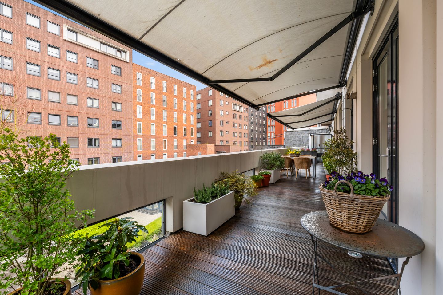 Spacious apartment with unique roof terrace in Papendrecht — 50