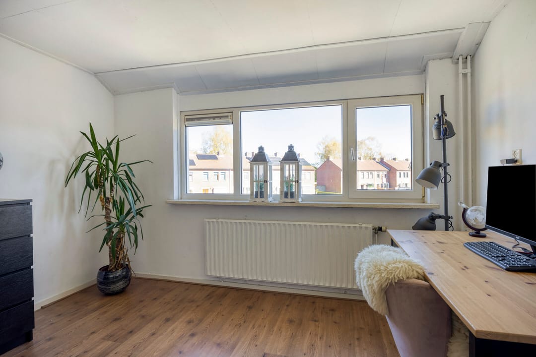 Photo 26 of Dr. Oortwijn Botjeslaan 44