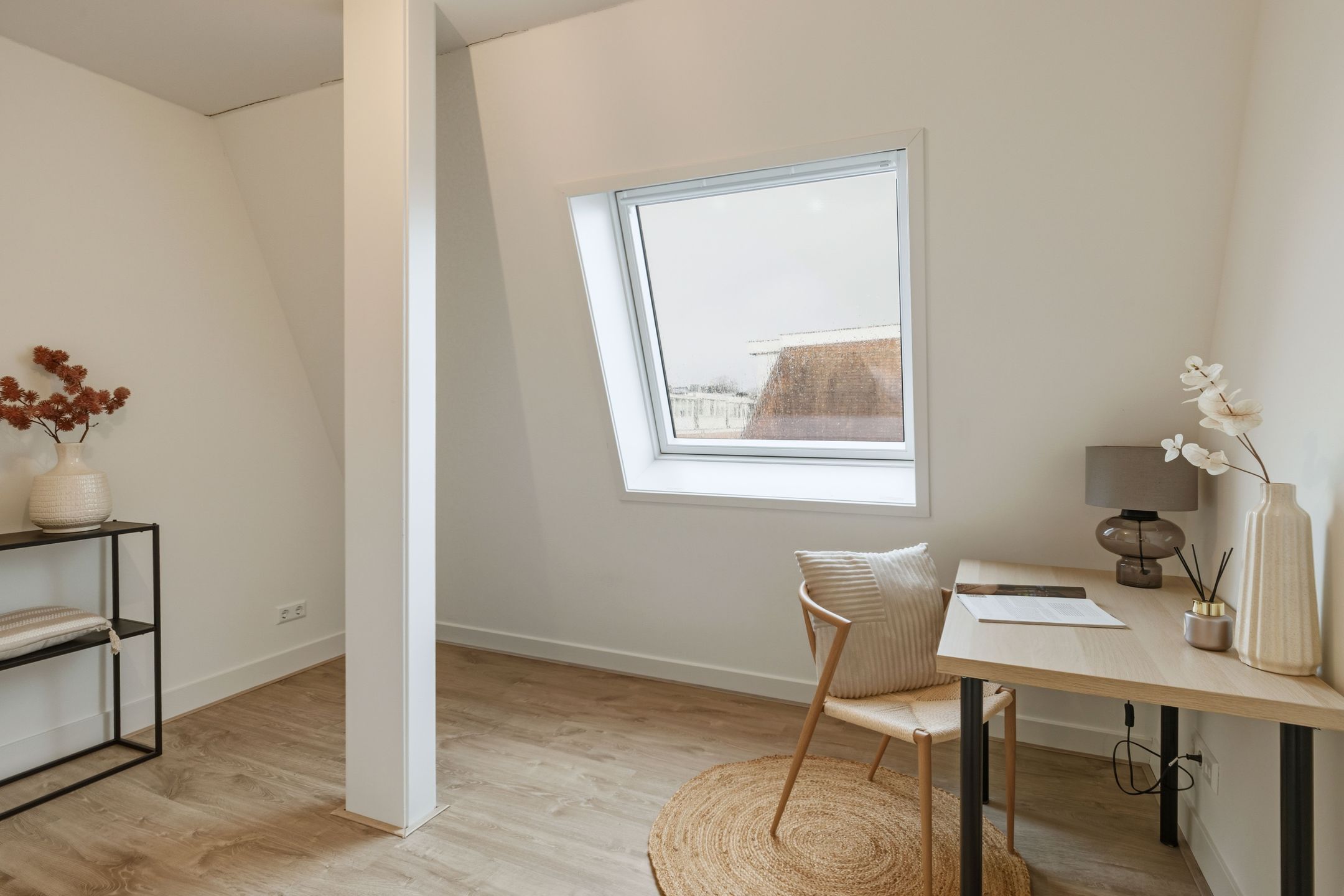 Photo 9 of Laurens Reaalstraat 14-A