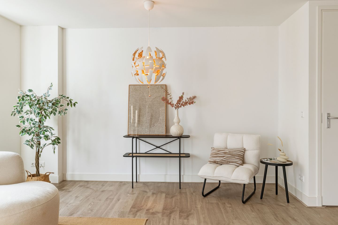 Photo 14 of Laurens Reaalstraat 14-A