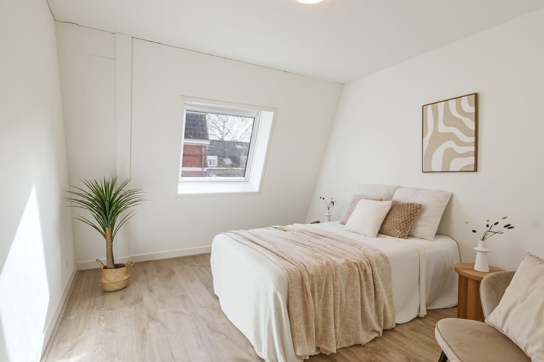 Photo 7 of Laurens Reaalstraat 14-A