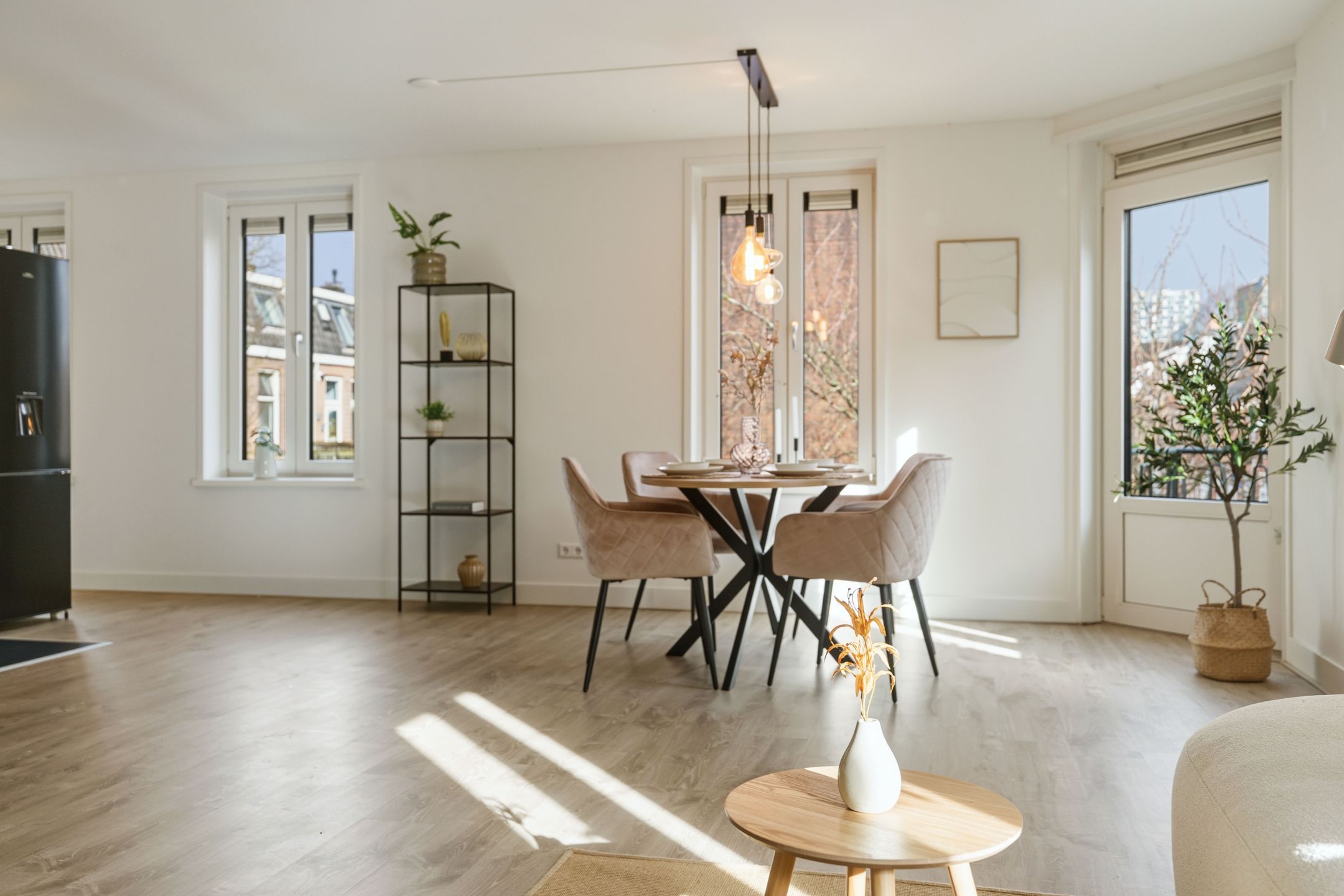 Photo 15 of Laurens Reaalstraat 14-A