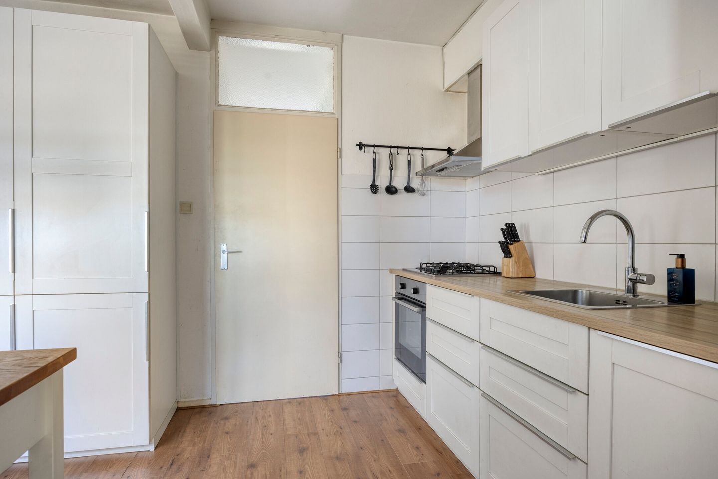 Photo 20 of Dr. Oortwijn Botjeslaan 44