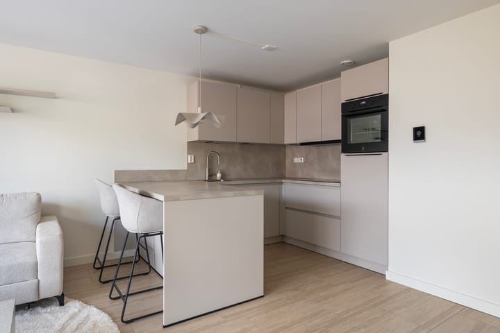 Photo 4 of Van der Glashof 29