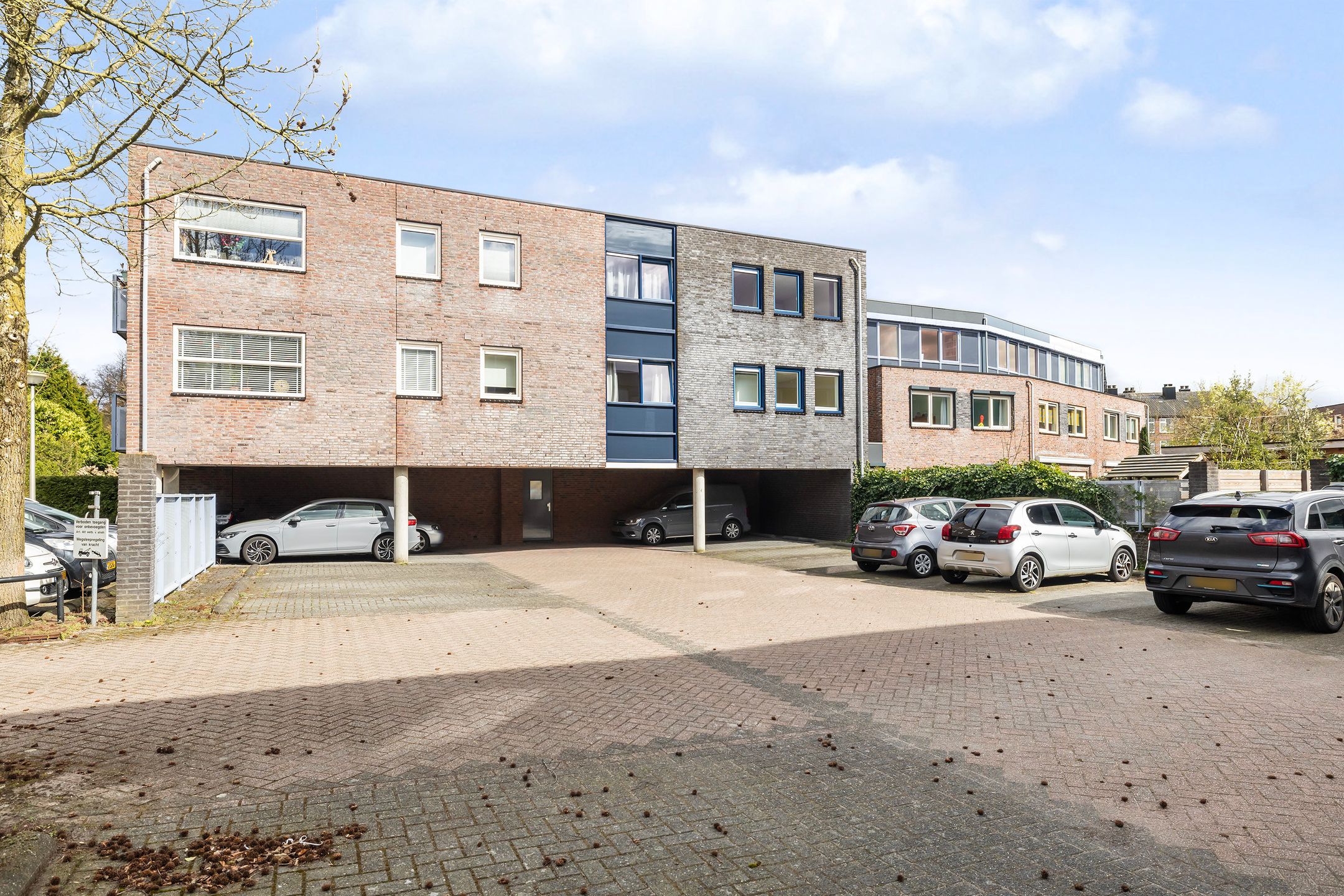 Photo 15 of Van der Glashof 29